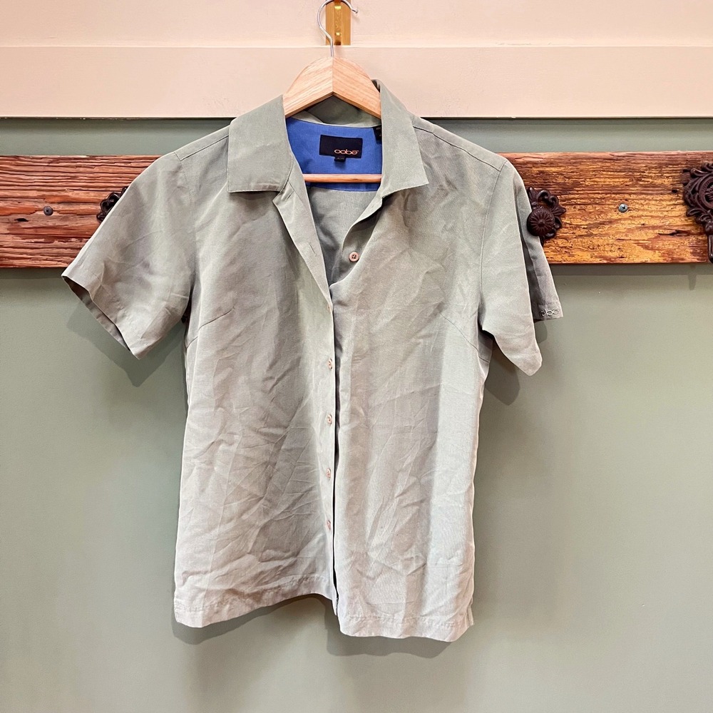 oobe Womens Sage Green Rayon Blend Short Sleeve Camp Collar Button Up Shirt S